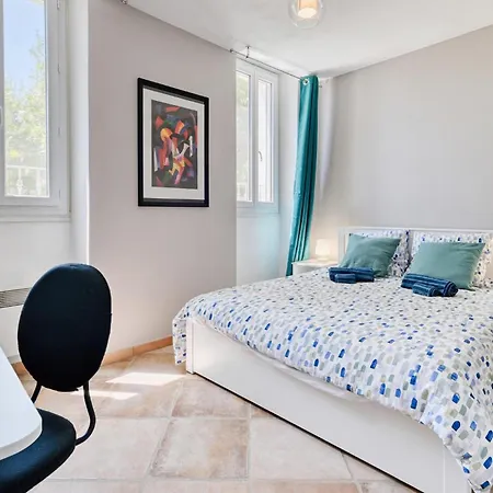 3 Bedroom In Feriehus Sanary-sur-Mer